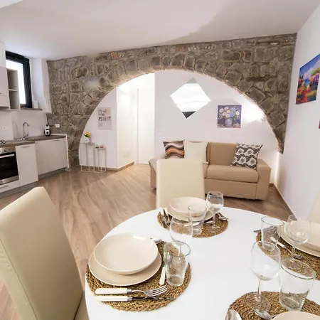 Apartment L'archetto Di Romeo *