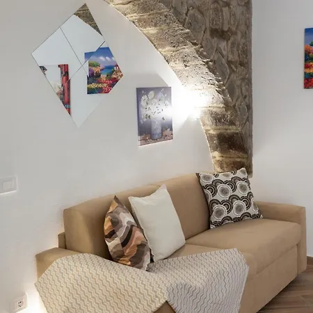 Apartment L'archetto Di Romeo